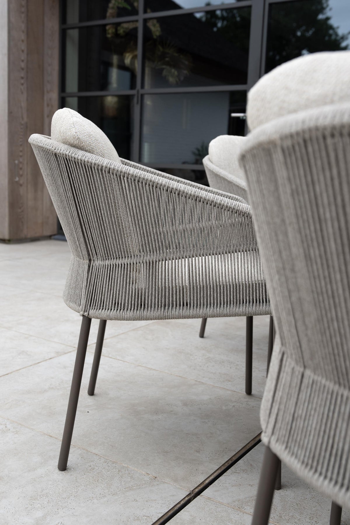 4 Seasons Outdoor Florence 2 Seat CPT60cm Round Ceramic Bistro Table