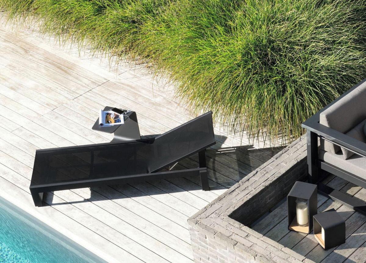 Manutti Fuse Sun lounger