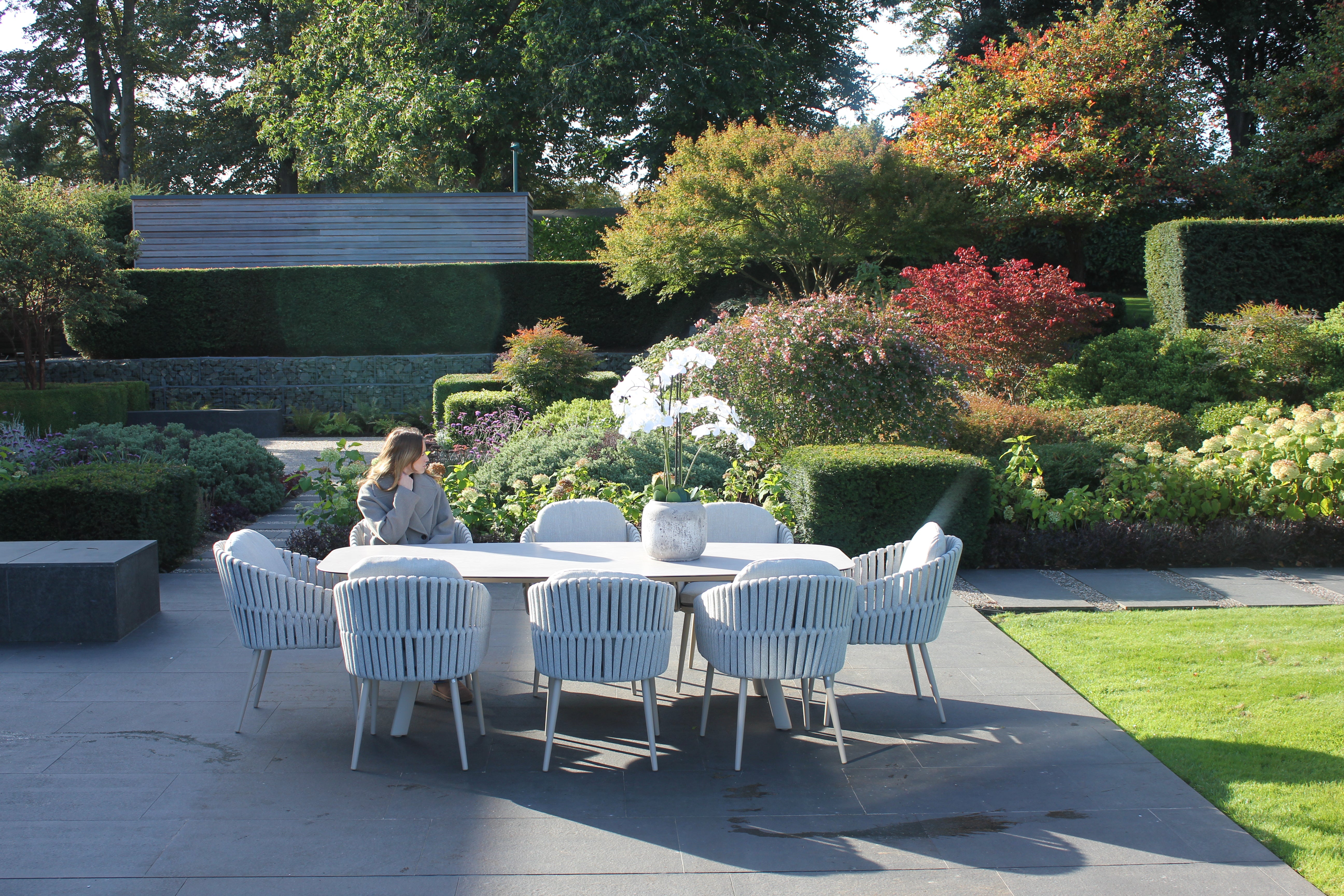 4 Seasons Outdoor Eva 8 Seat with Manolo 240cm Barrel Ceramic Dining Table