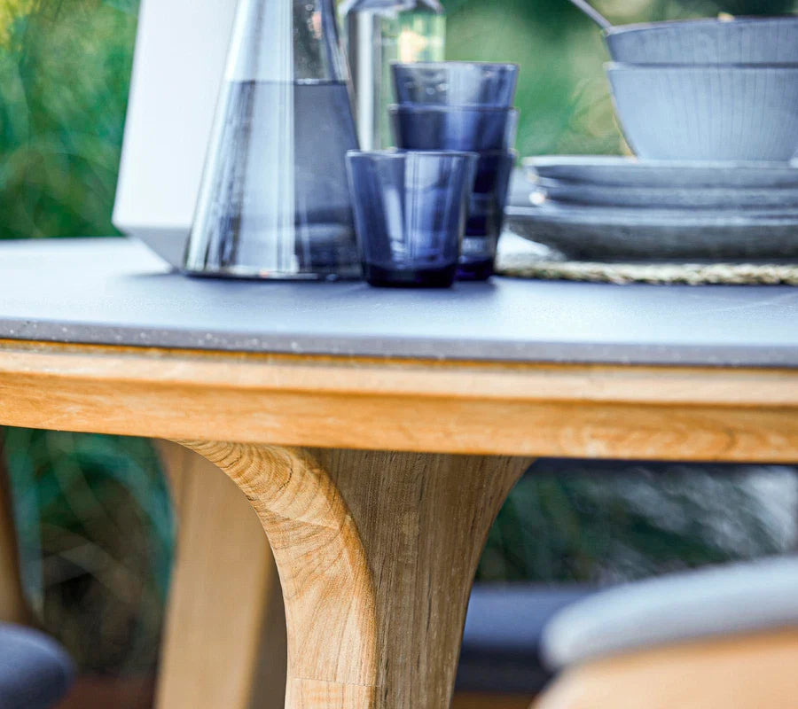Cane-line Aspect dining table dia 144 cm