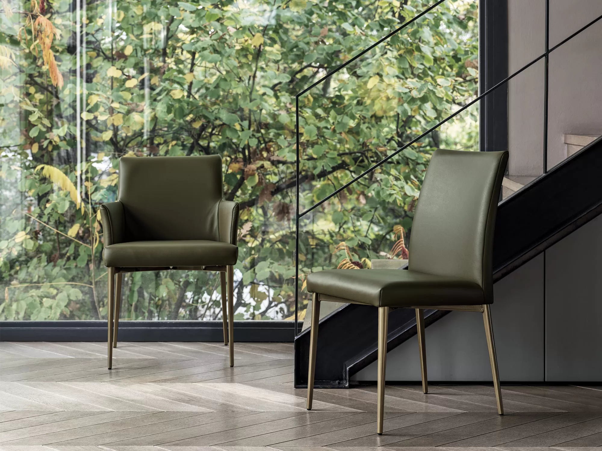 Mila Chair With Lacquered Metal Frame Low back