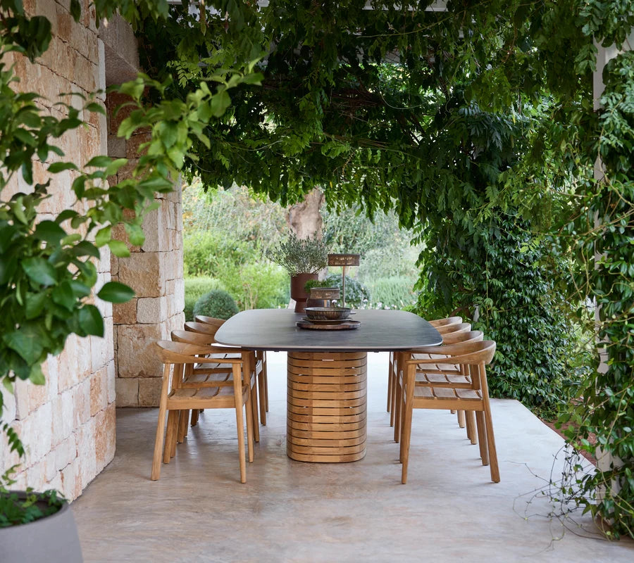 Cane-line Majestic Armchair Stackable