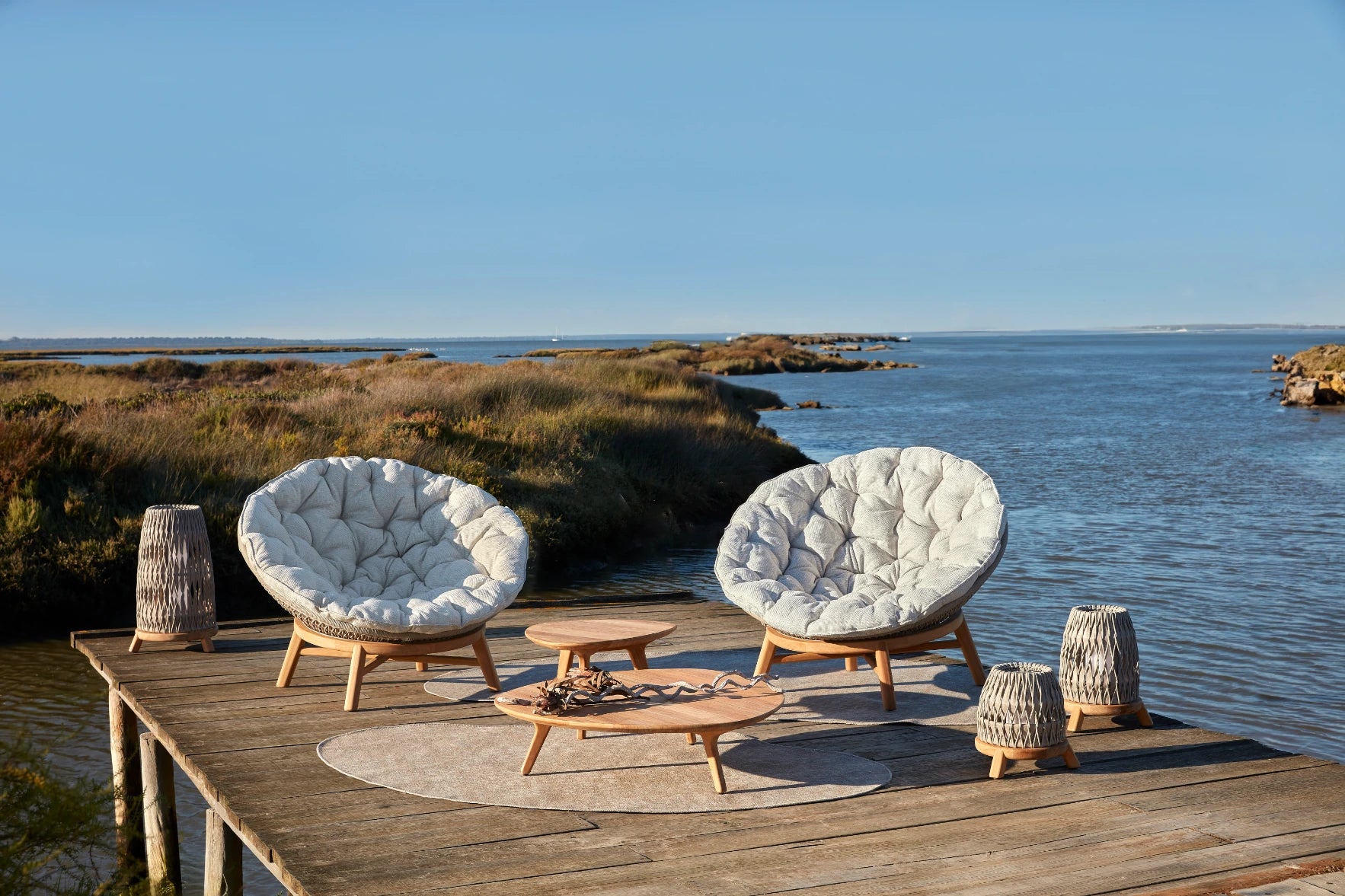 Manutti Torsa Coffee Table Organic Ø100 × 24h cm