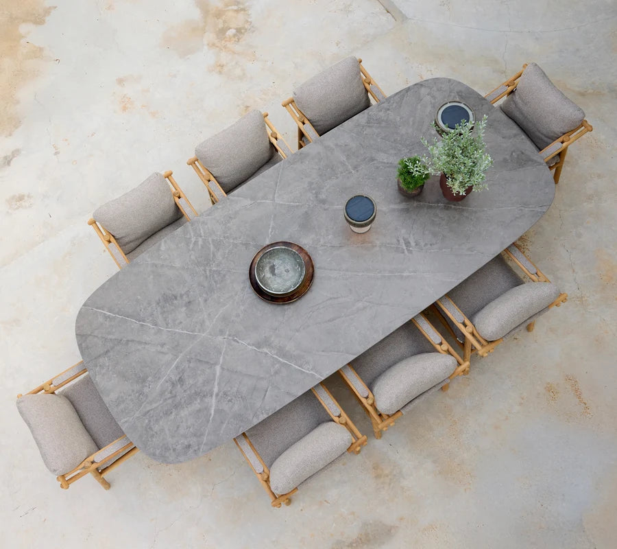 Cane-line Mellow dining tables