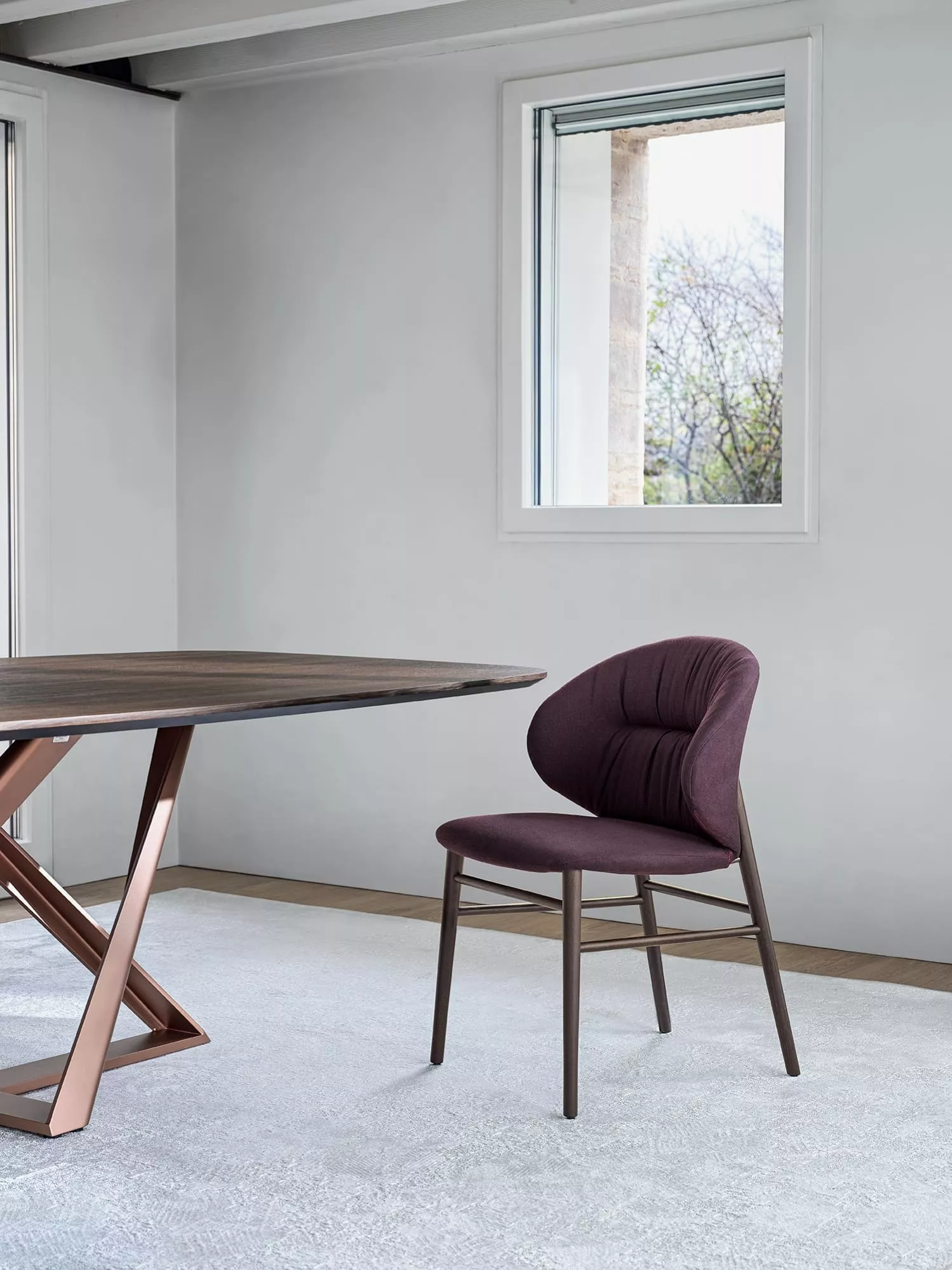 Bontempi Casa Millennium Barrel Fix Dining Table | 20.95,53.97,20.96