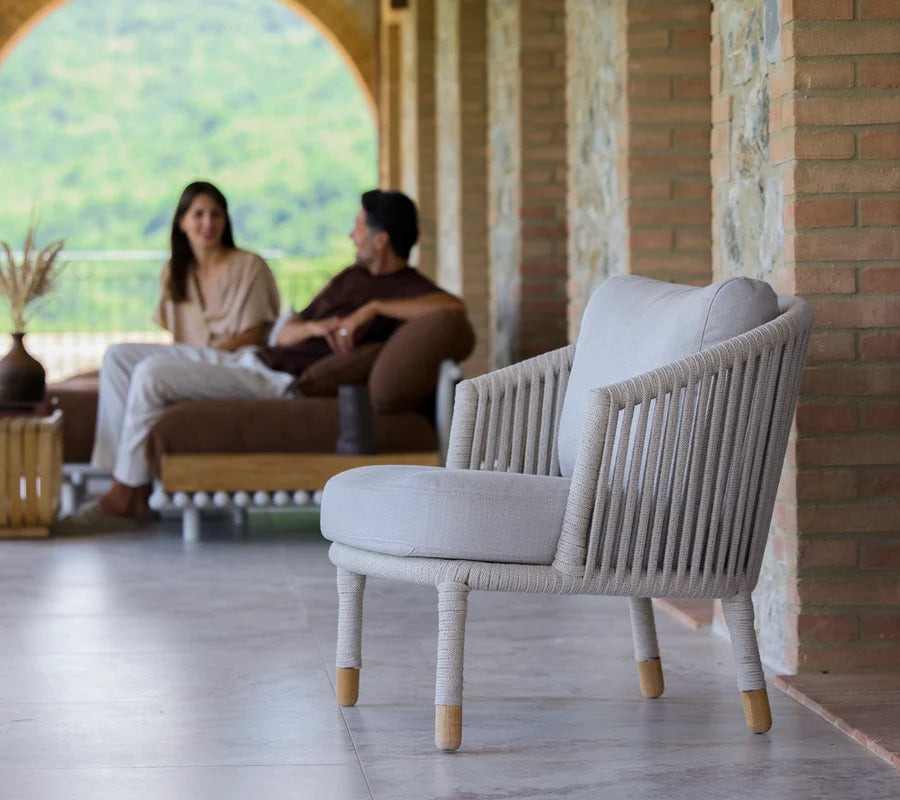 Cane-line Moments Lounge Chair