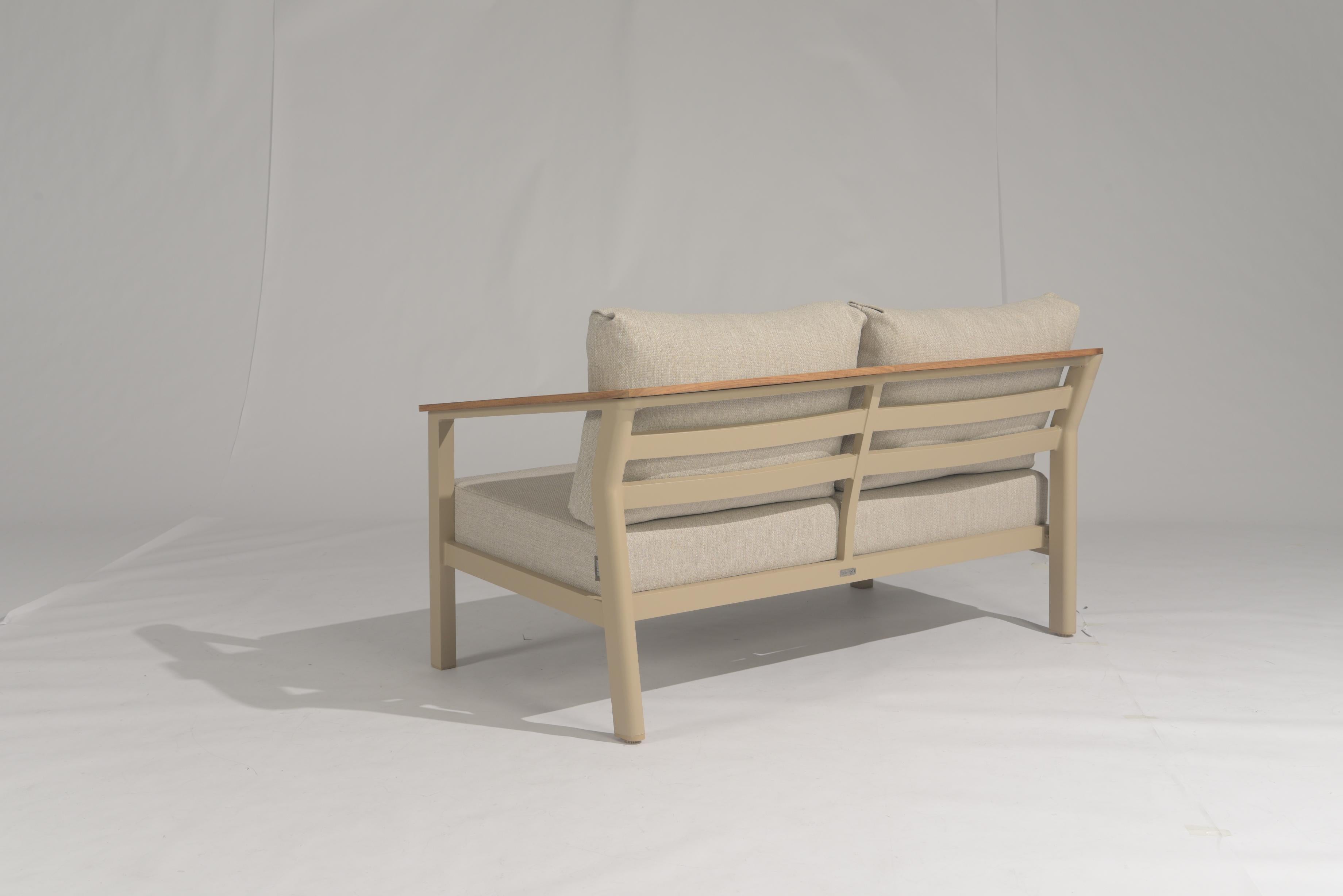4 Seasons Outdoor Olivia 5 Seat Corner Group with Demi Coffee & Side Tables