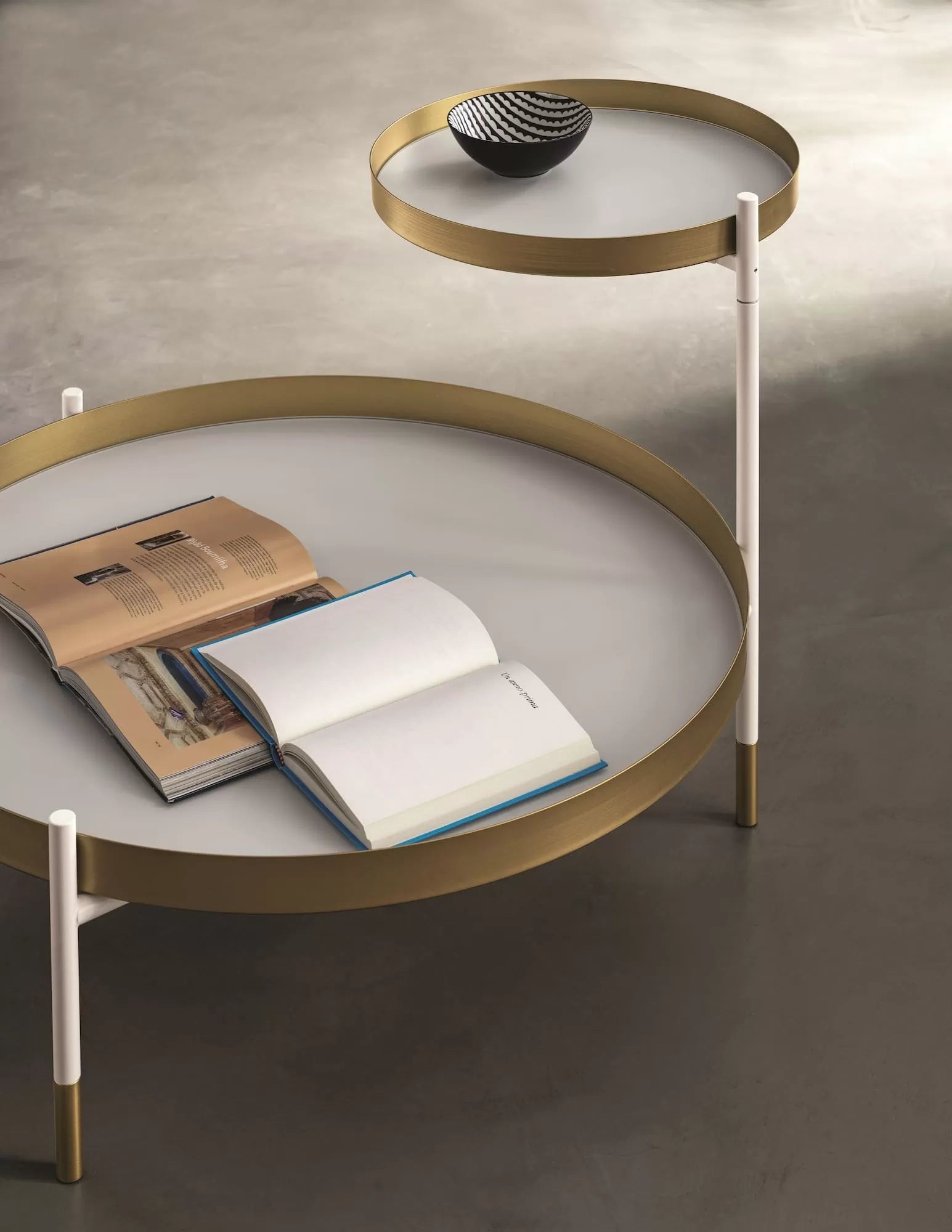 Planet Coffee Table With Lacquered Metal Frame 08 42