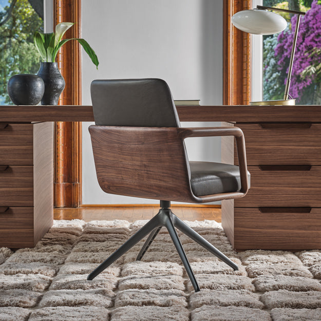 Porada Cuna Arm Chair