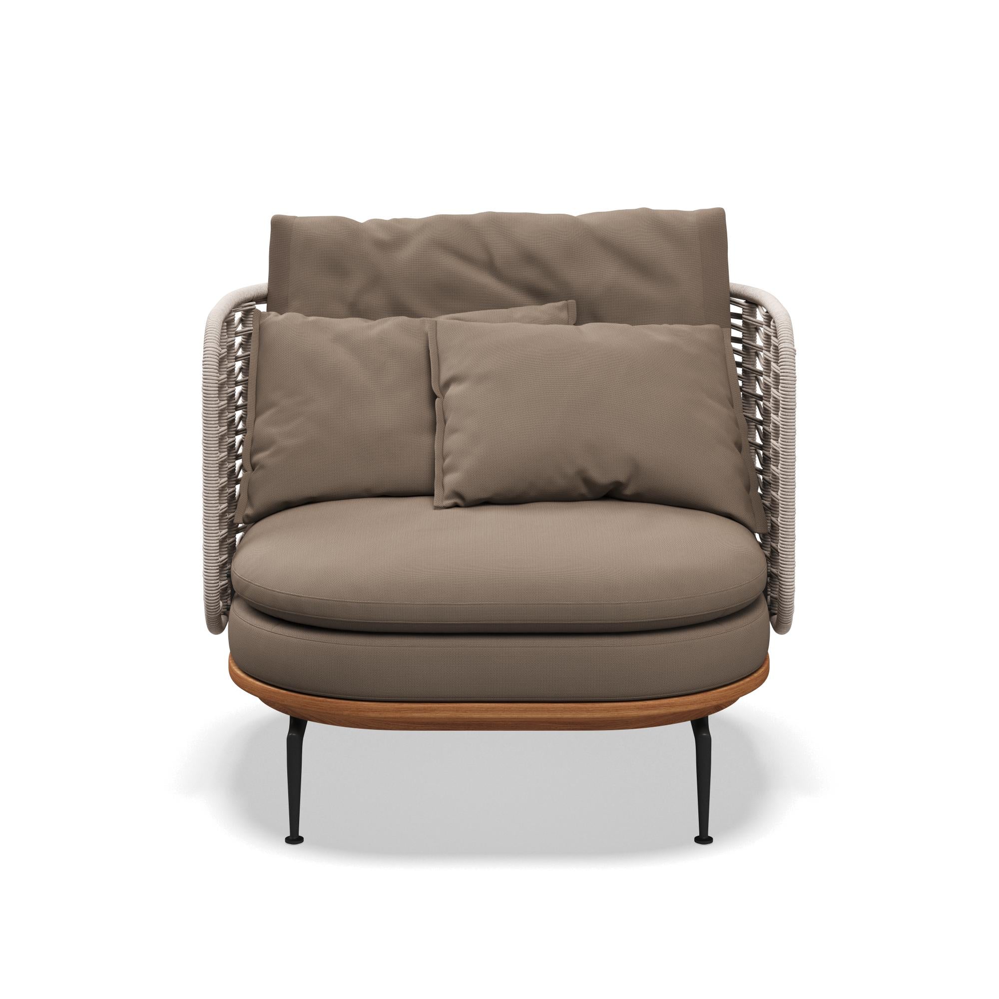 Gloster Mistral Low Back Lounge Chair