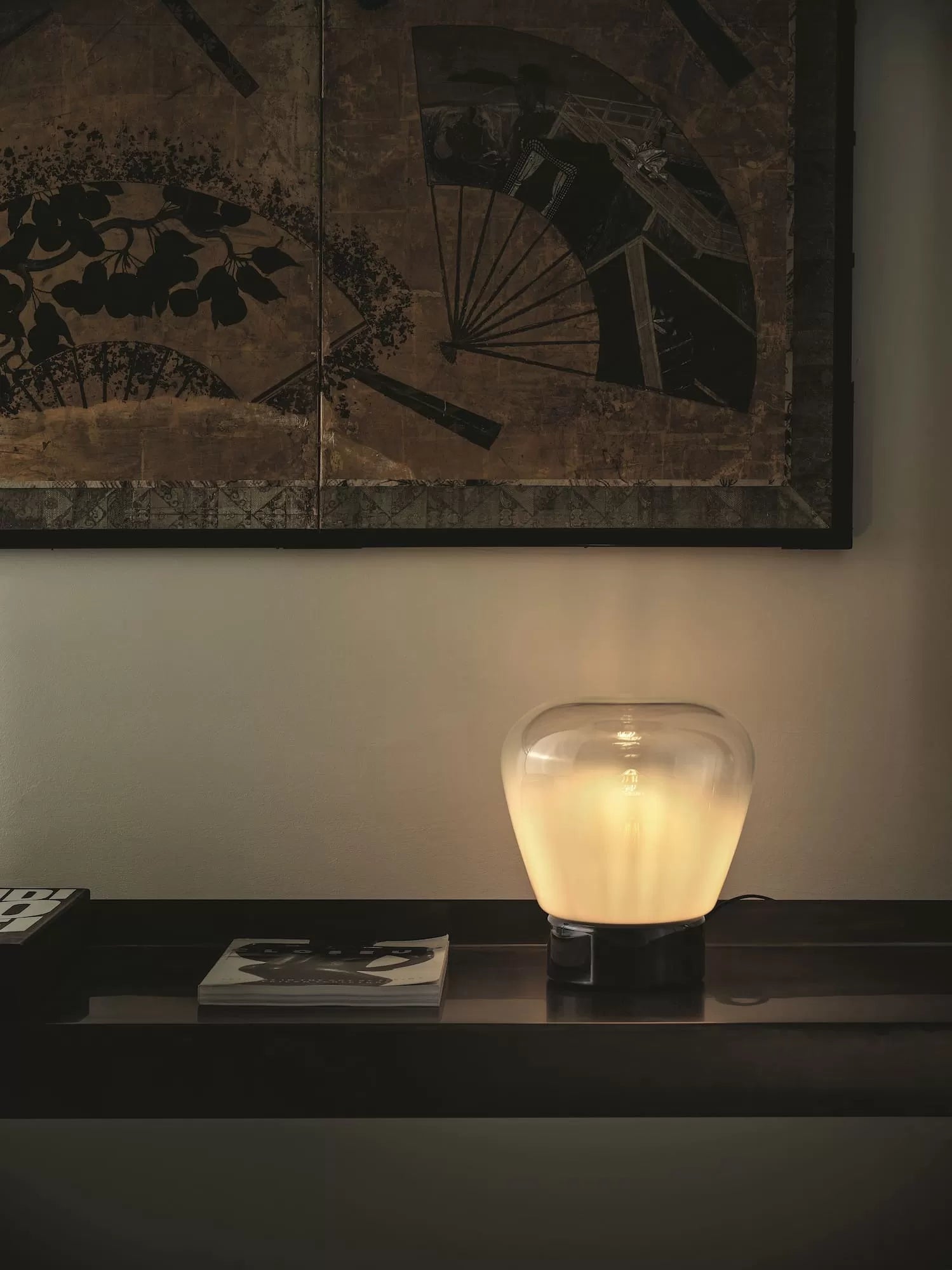 Stone Table Lamp Floating Glass White Nuanced