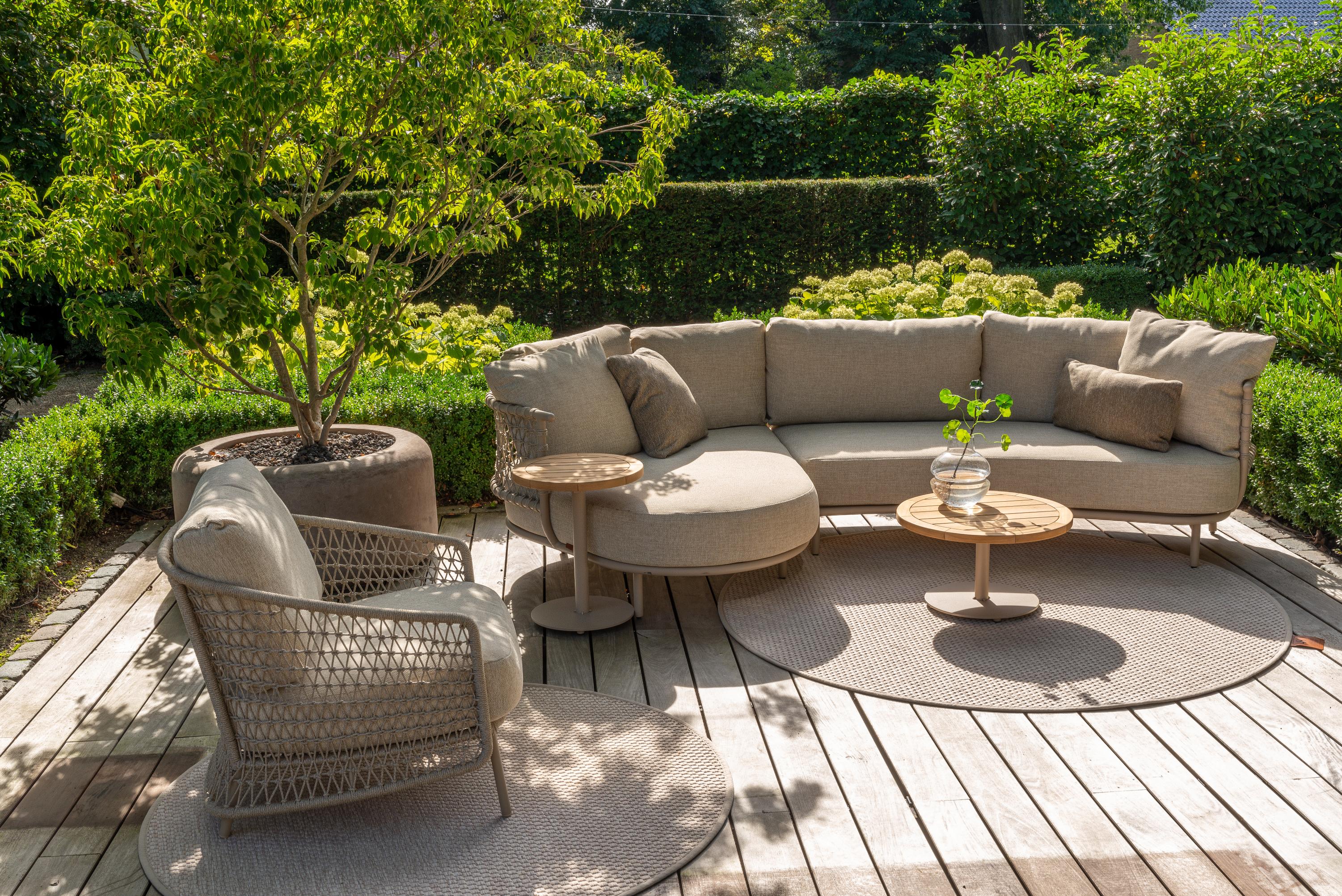 4 Seasons Outdoor Sardinia Luxury Lounge Set With Puccini Lounge Chair