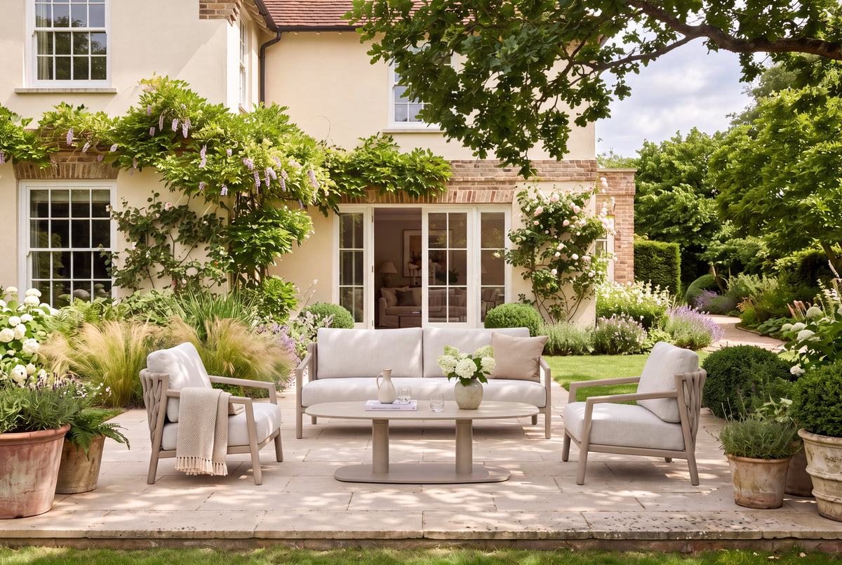 4 Seasons Outdoor Solenza 5 Seat Lounge with Coffee Tables and Footstools