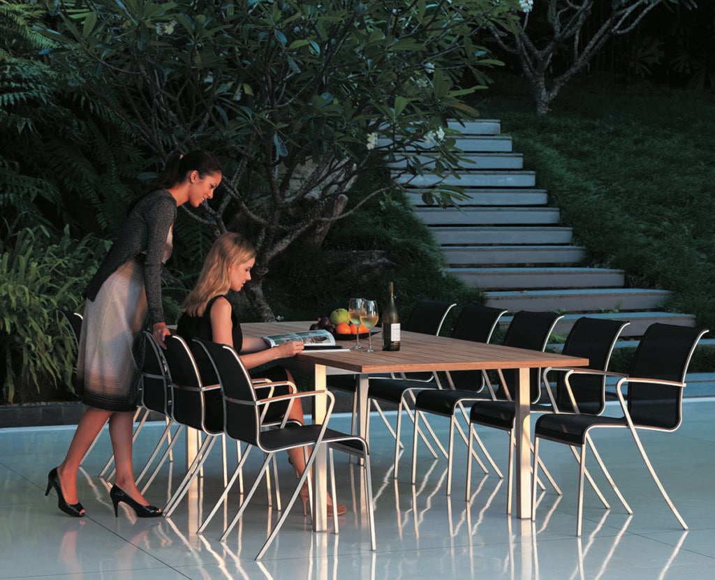 Taboela Table 210x90cm Anthracite With Teak Tabletop