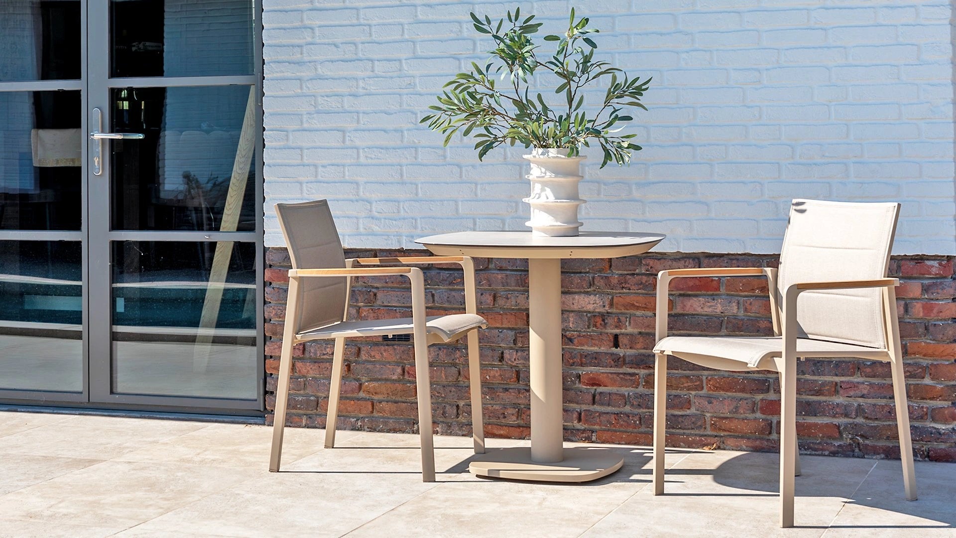 4 Seasons Outdoor Cortina stacking chair latte