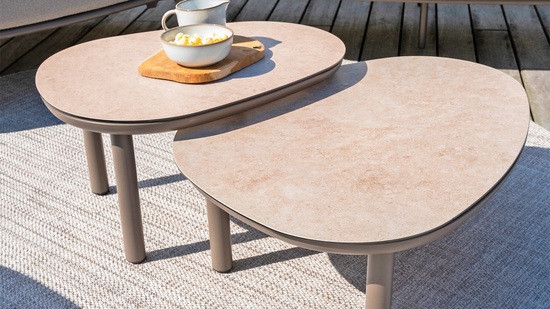 4 Seasons Outdoor Piacenza Modular Lounge with Monroe Coffee Tables