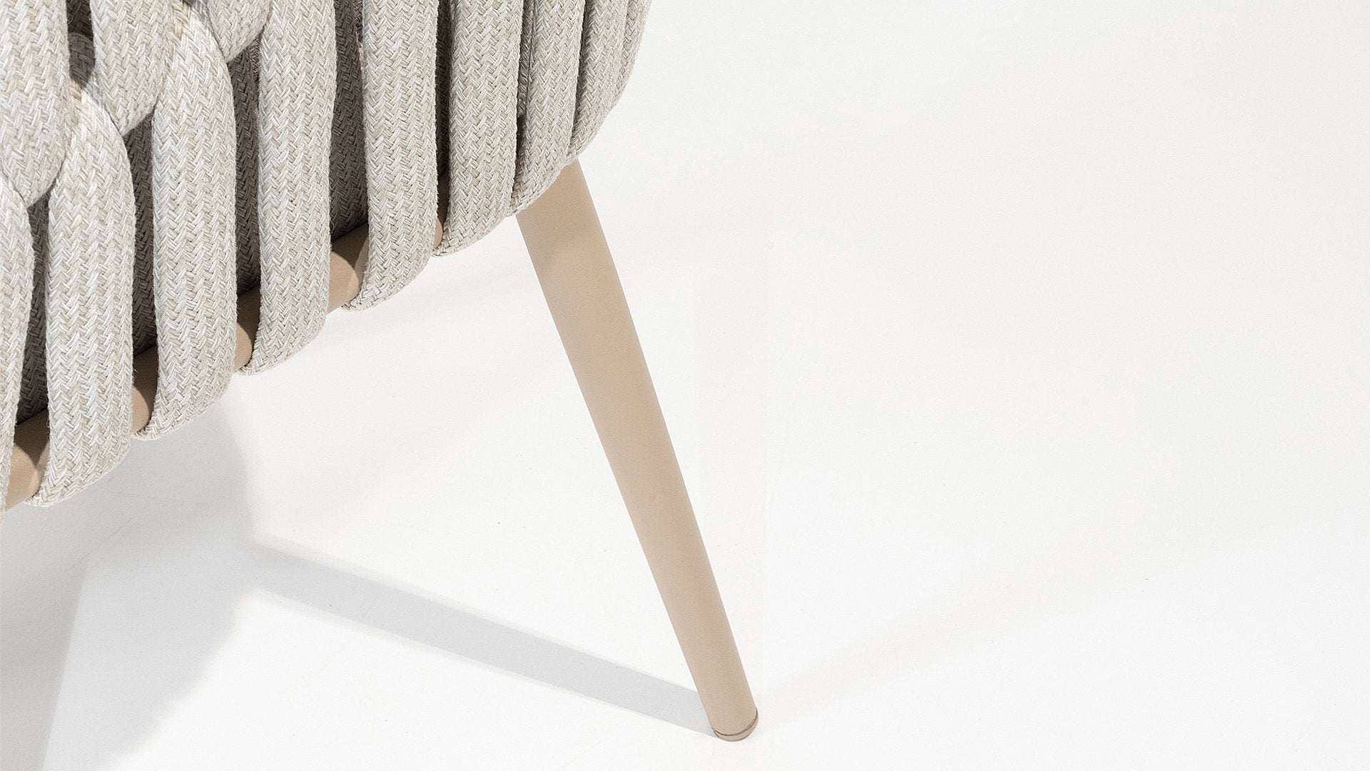 4 Seasons Outdoor Eva 4 Seat with Sarah 120cm Ceramic Dining Table