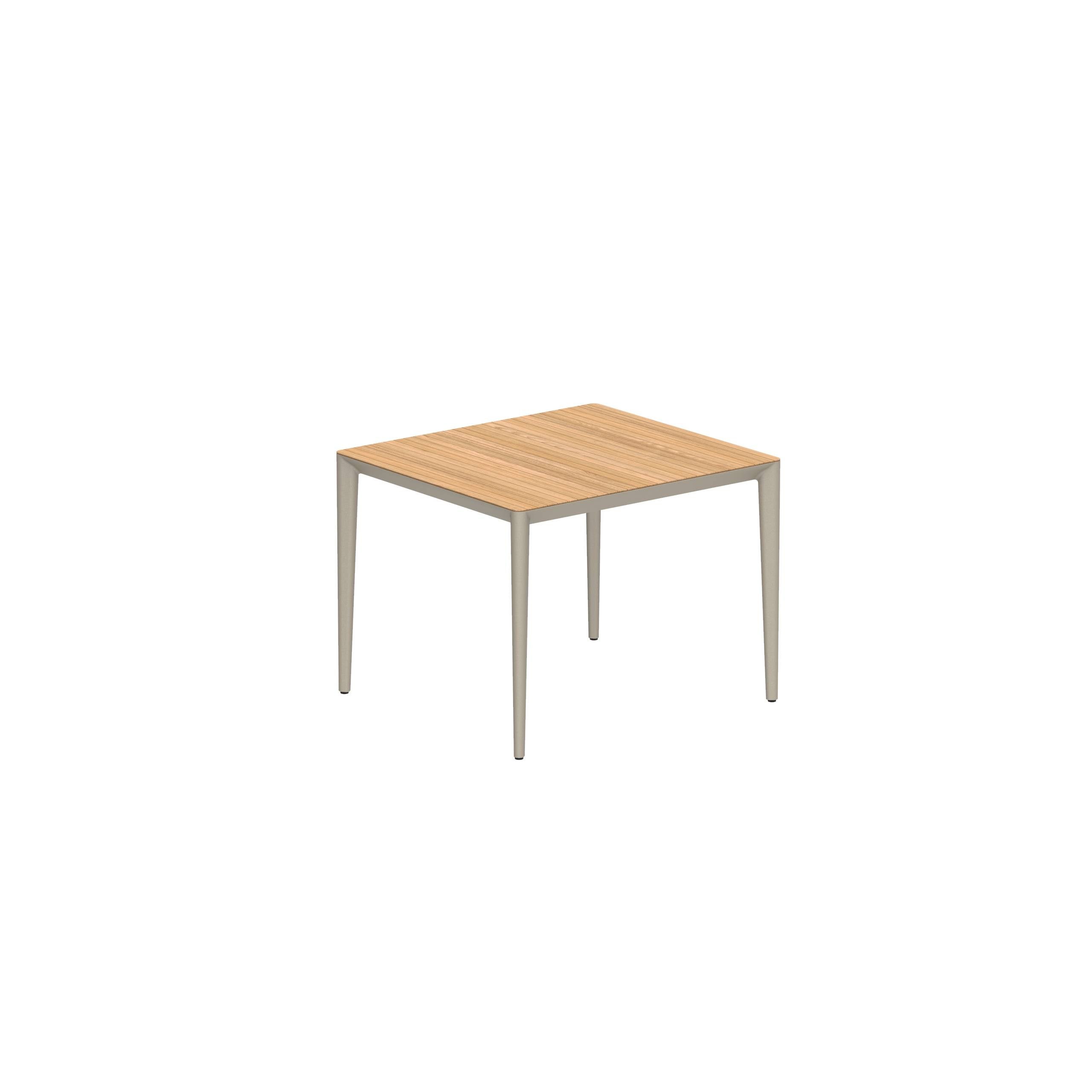 U-Nite Table 100x90cm Sand With Teak Tabletop