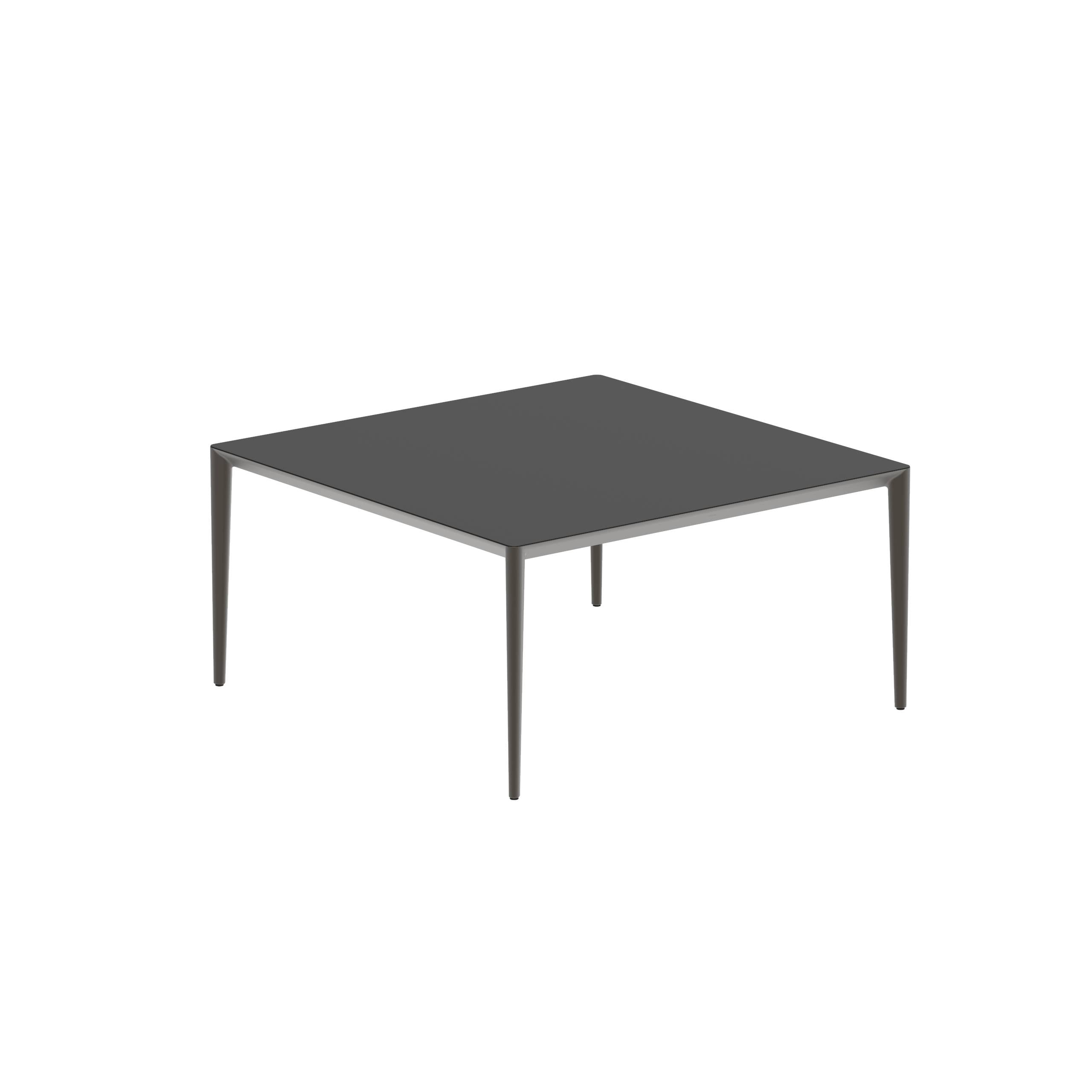 U-Nite Table 150x150cm Bronze With Ceramic Tabletop In Black