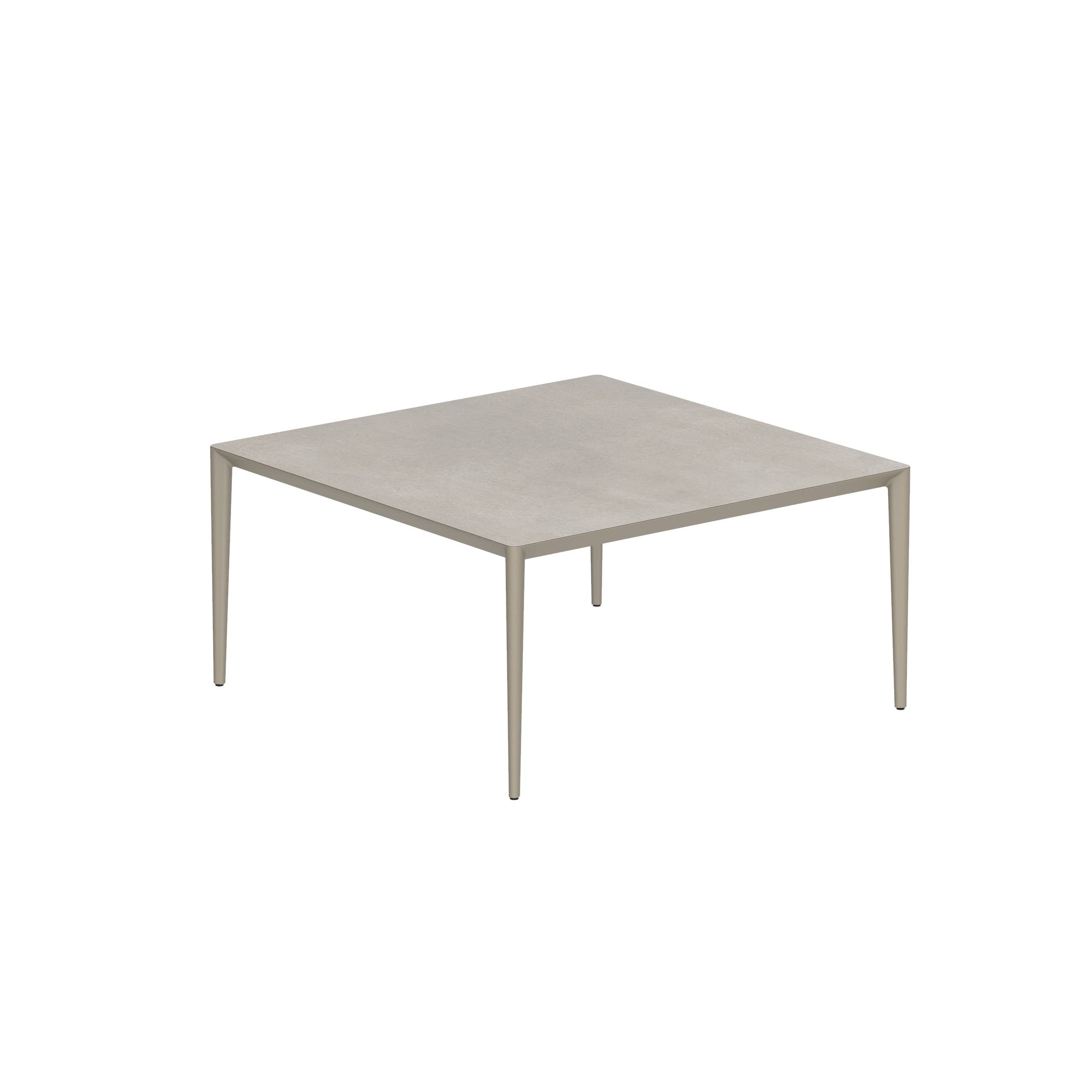 U-Nite Table 150x150cm Sand With Ceramic Tabletop In Cemento Luminoso