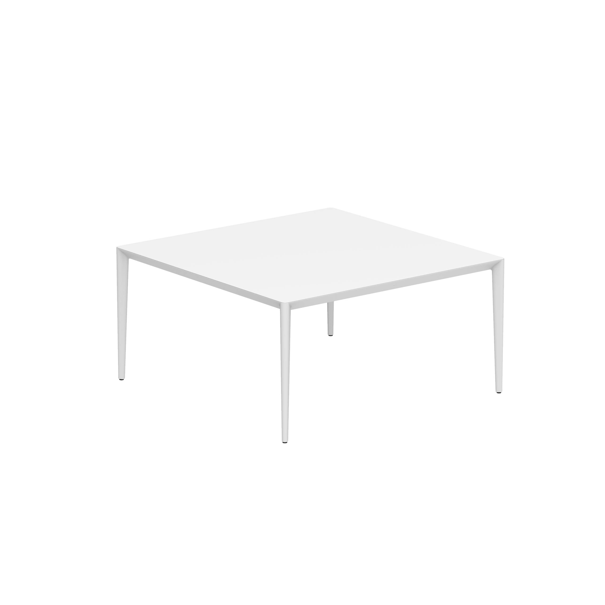 U-Nite Table 150x150cm White With Ceramic Tabletop In White