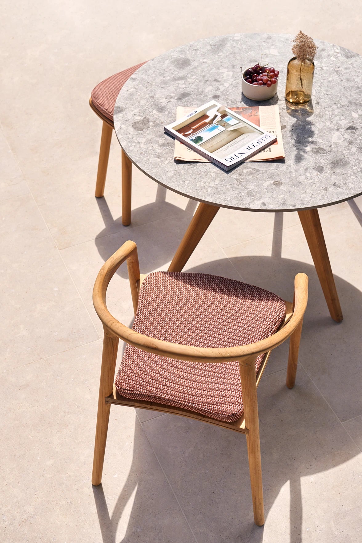 Manutti Torsa Dining Table Round Ø148 × 73h cm
