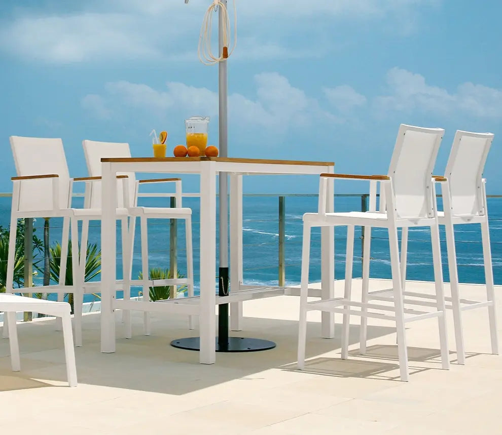 Barlow Tyrie Aura High Dining Carver