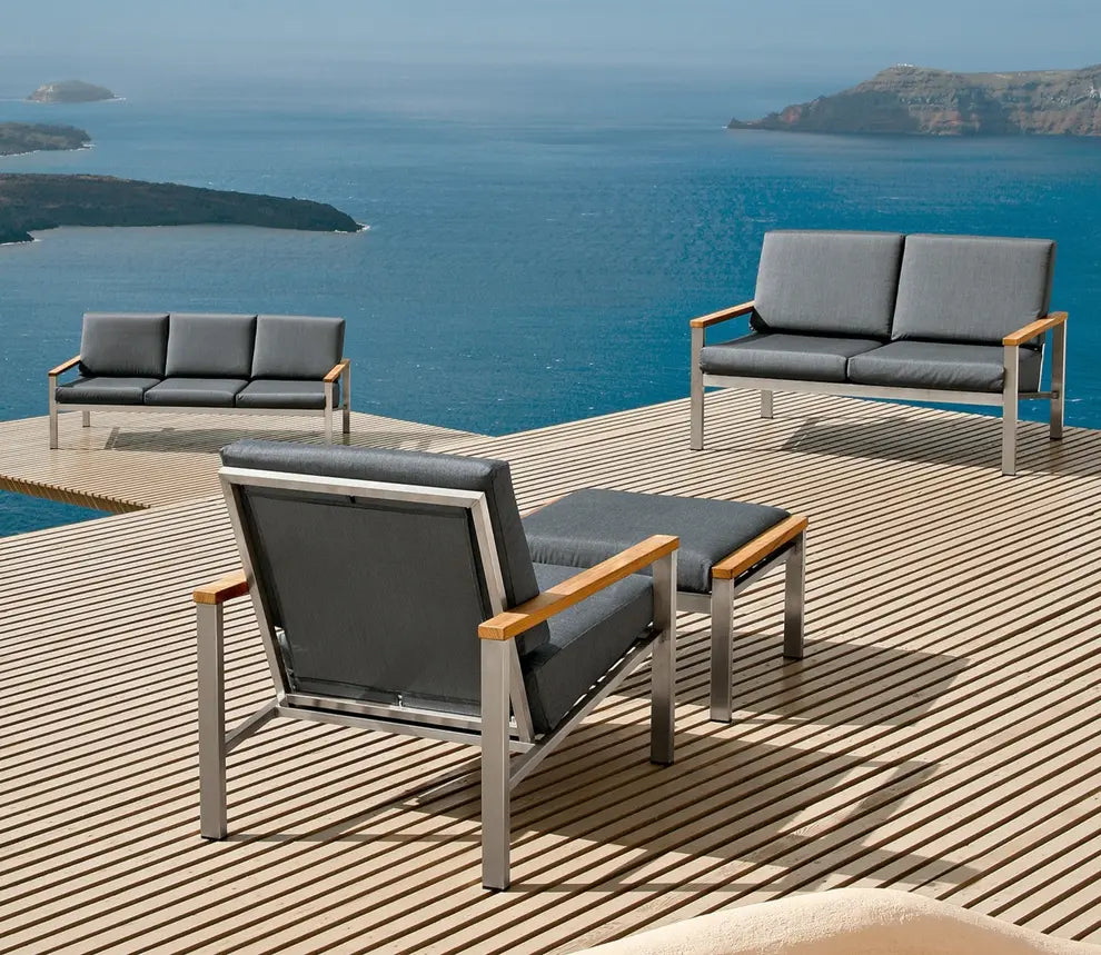 Barlow Tyrie Equinox Occasional Deep Seating Three-Seater Settee