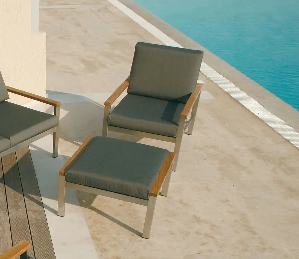 Barlow Tyrie Equinox Occasional Deep Seating Ottoman