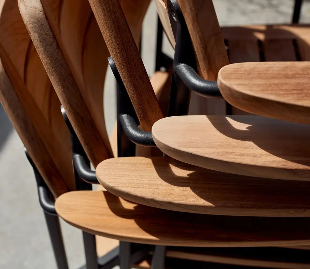 Barlow Tyrie Layout Dining Dining Armchair