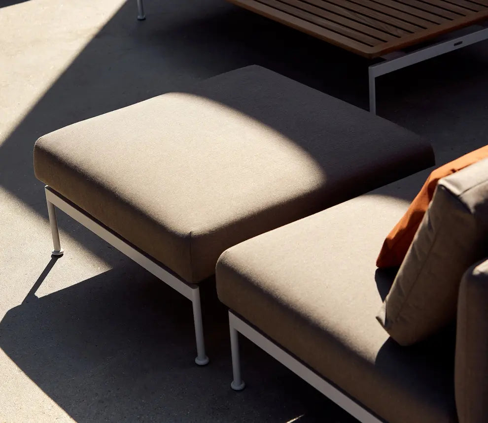 Barlow Tyrie Layout Deep Seating Single Ottoman