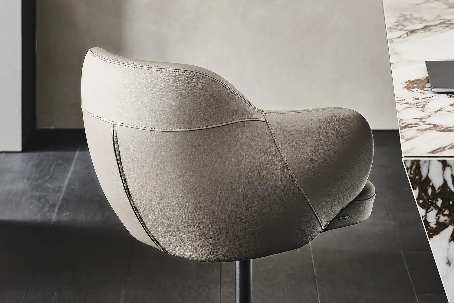 Cattelan Italia Bombè X Swivel Dining Armchair – Fabric & Synthetic Leather