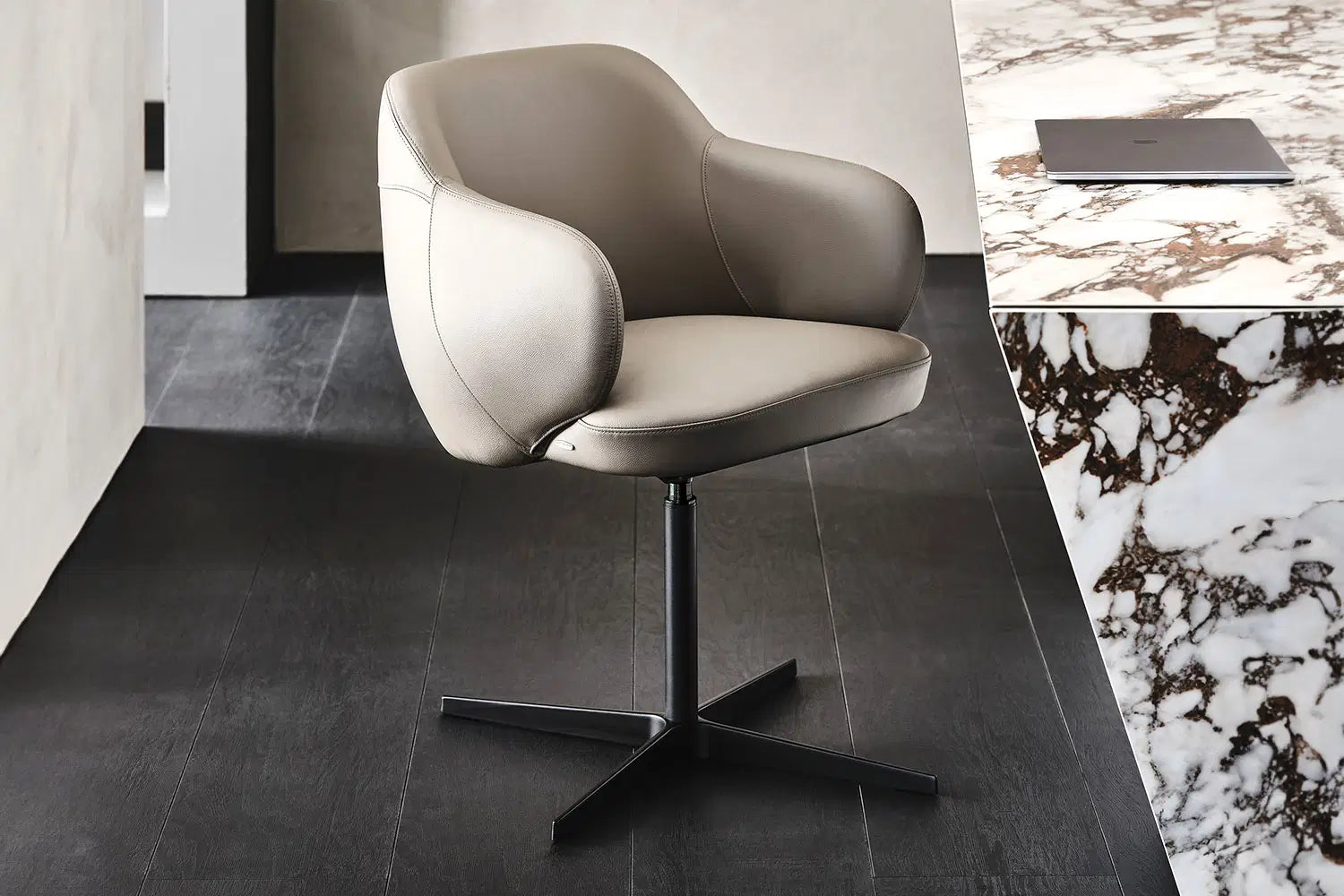 Cattelan Italia Bombè X Swivel Dining Armchair – Fabric & Synthetic Leather