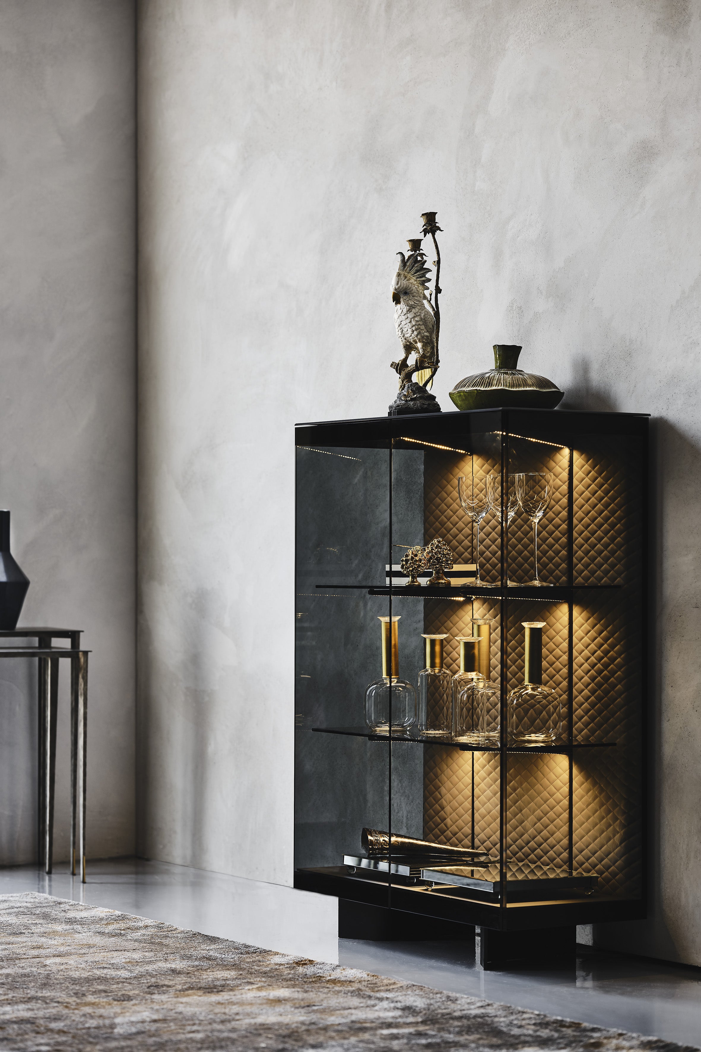 cattelan italia boutique alta Sideboard with Frame and Feet