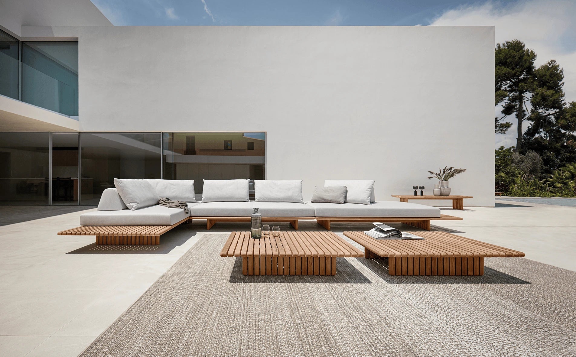 Gloster Deck Ottoman