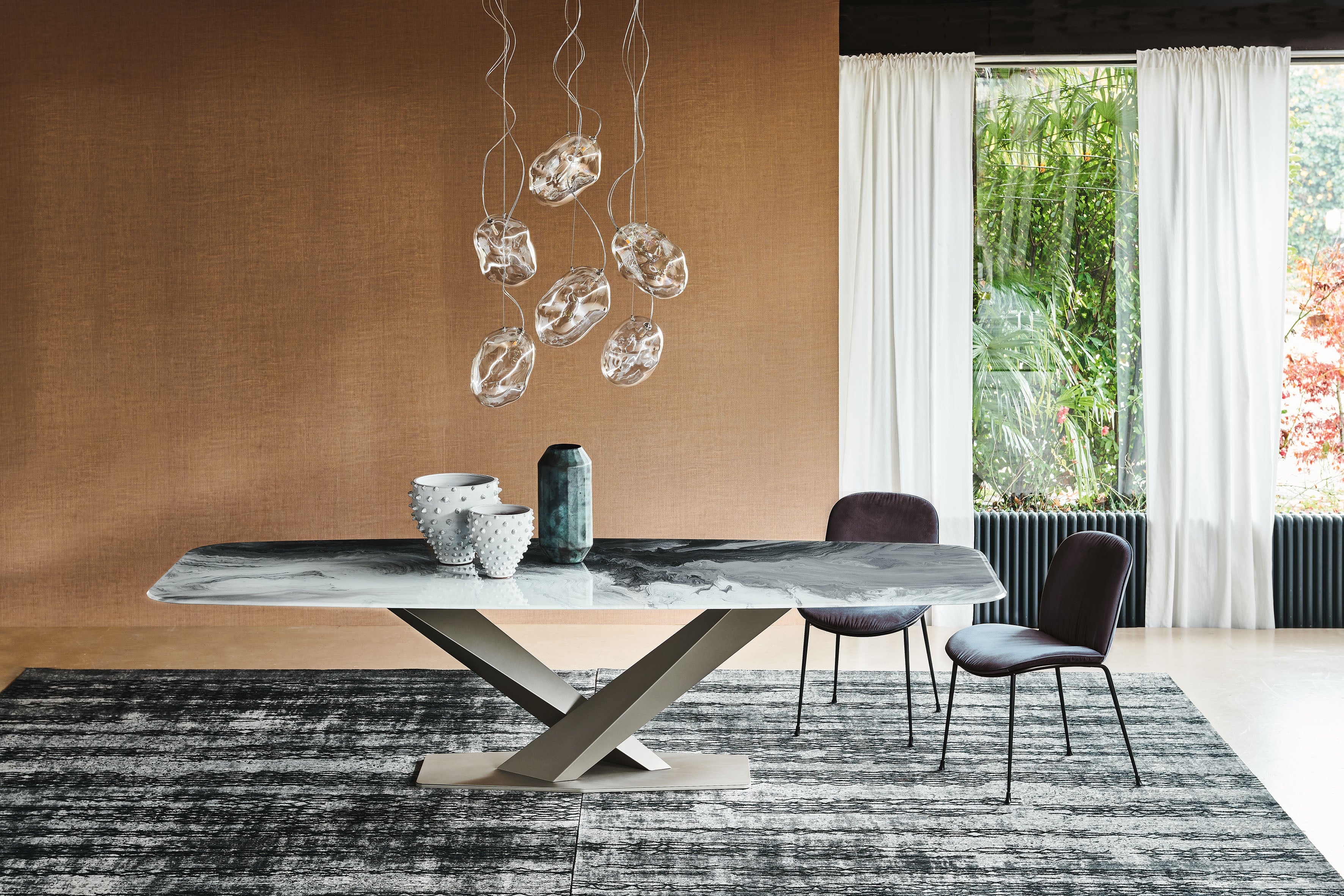 Cattelan Italia Stratos CrystalArt Rectangular & Barrel-Shaped Dining Table