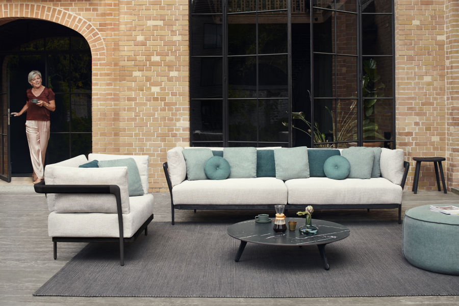 Manutti Flows Lounge chair