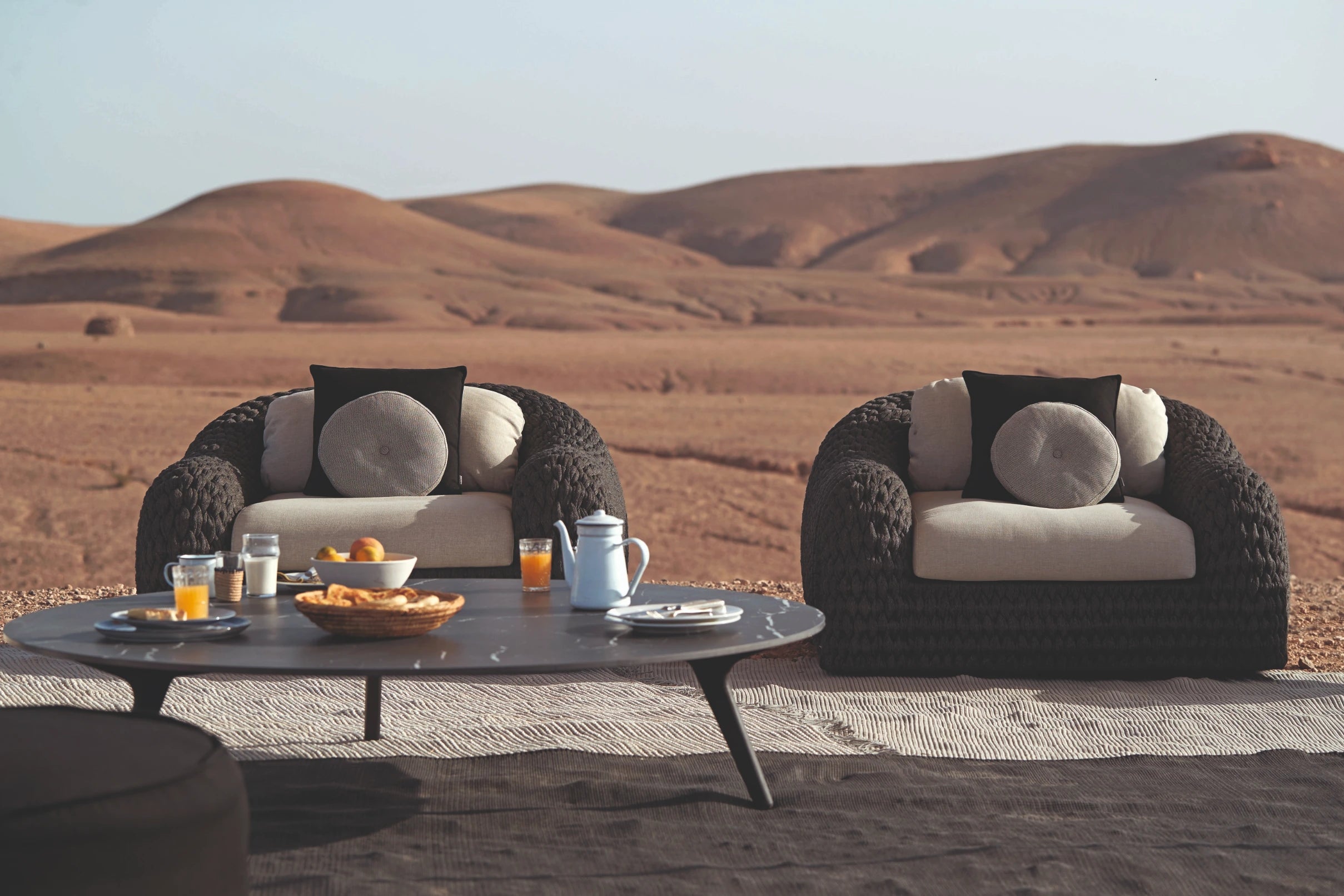 Manutti Torsa Coffee Table Round Ø148 × 30h cm