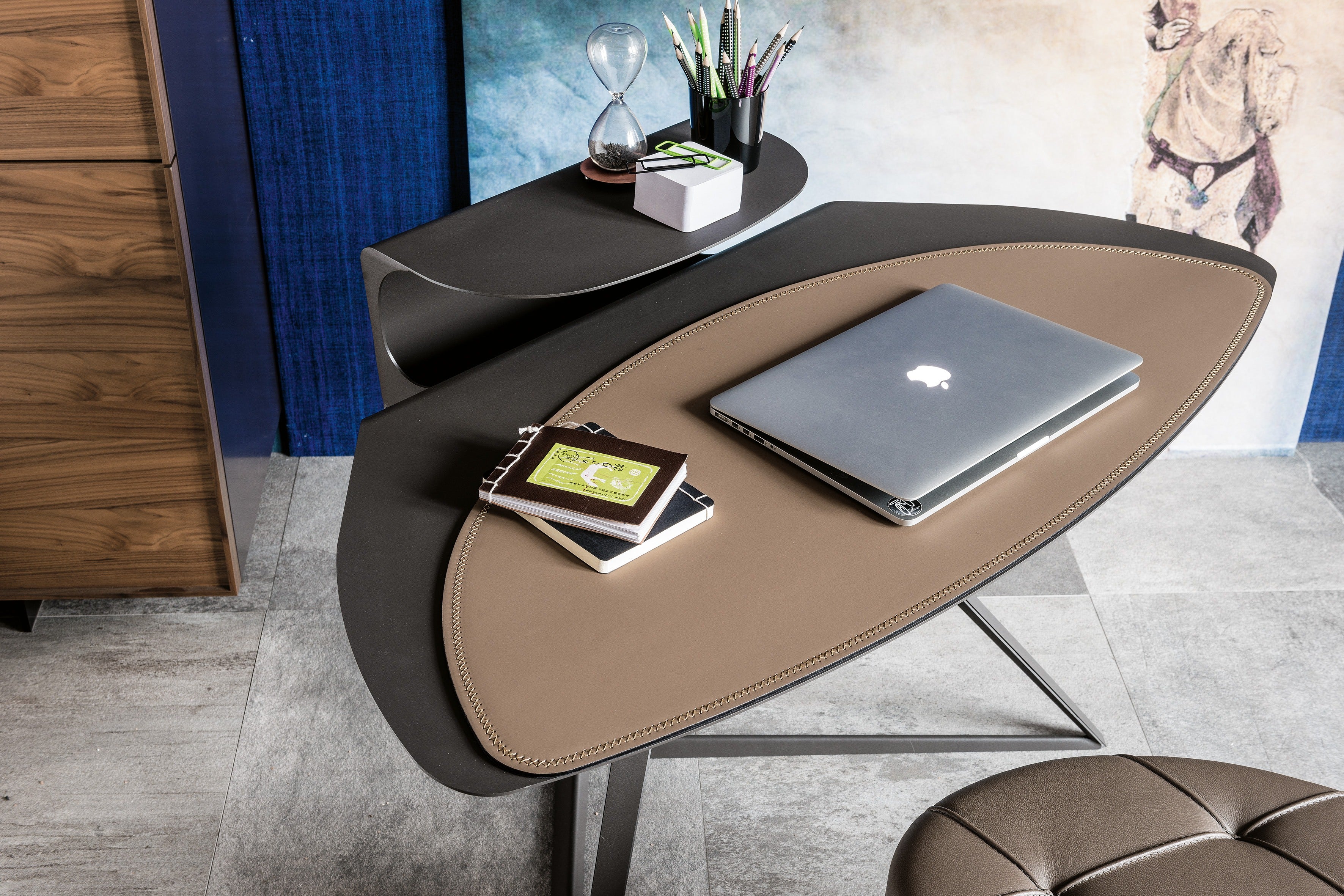 Cattelan Italia Storm Desk With Frame