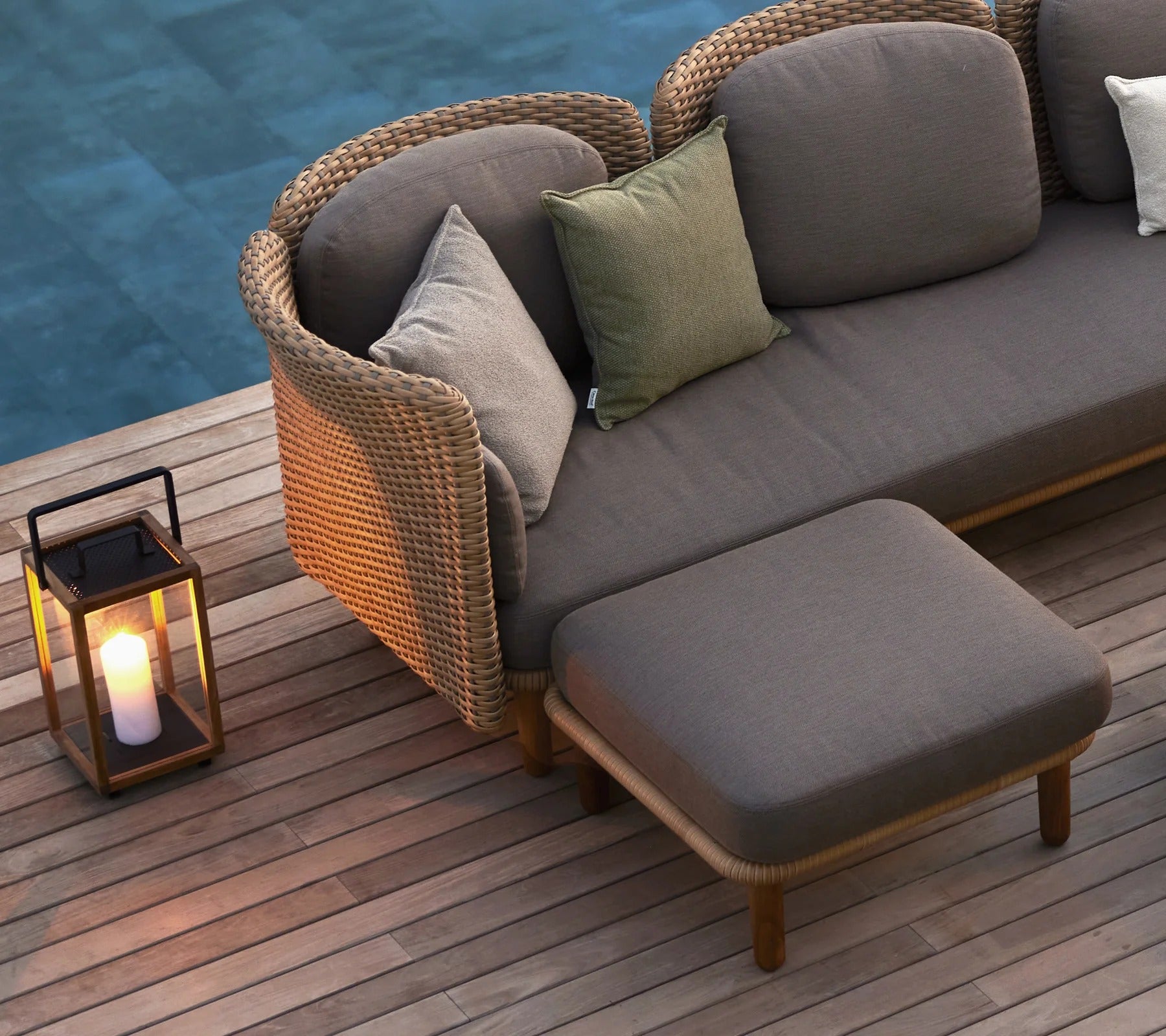 Cane-line Arch 3-Seat Sofa Low Arm and Backrest & Chaise Longue