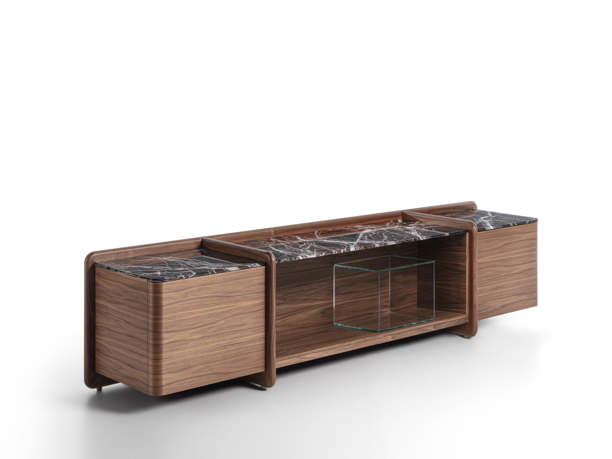 Porada Akeru sideboard