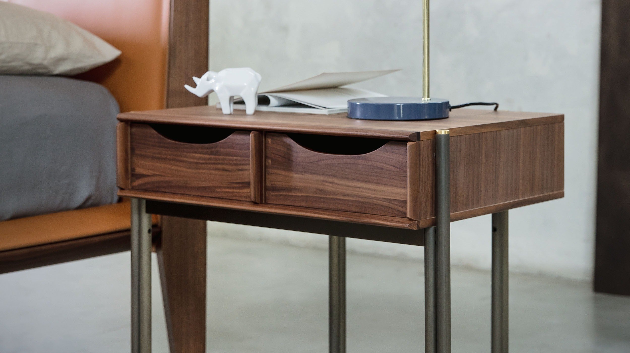 Porada Bayus Wooden Night table