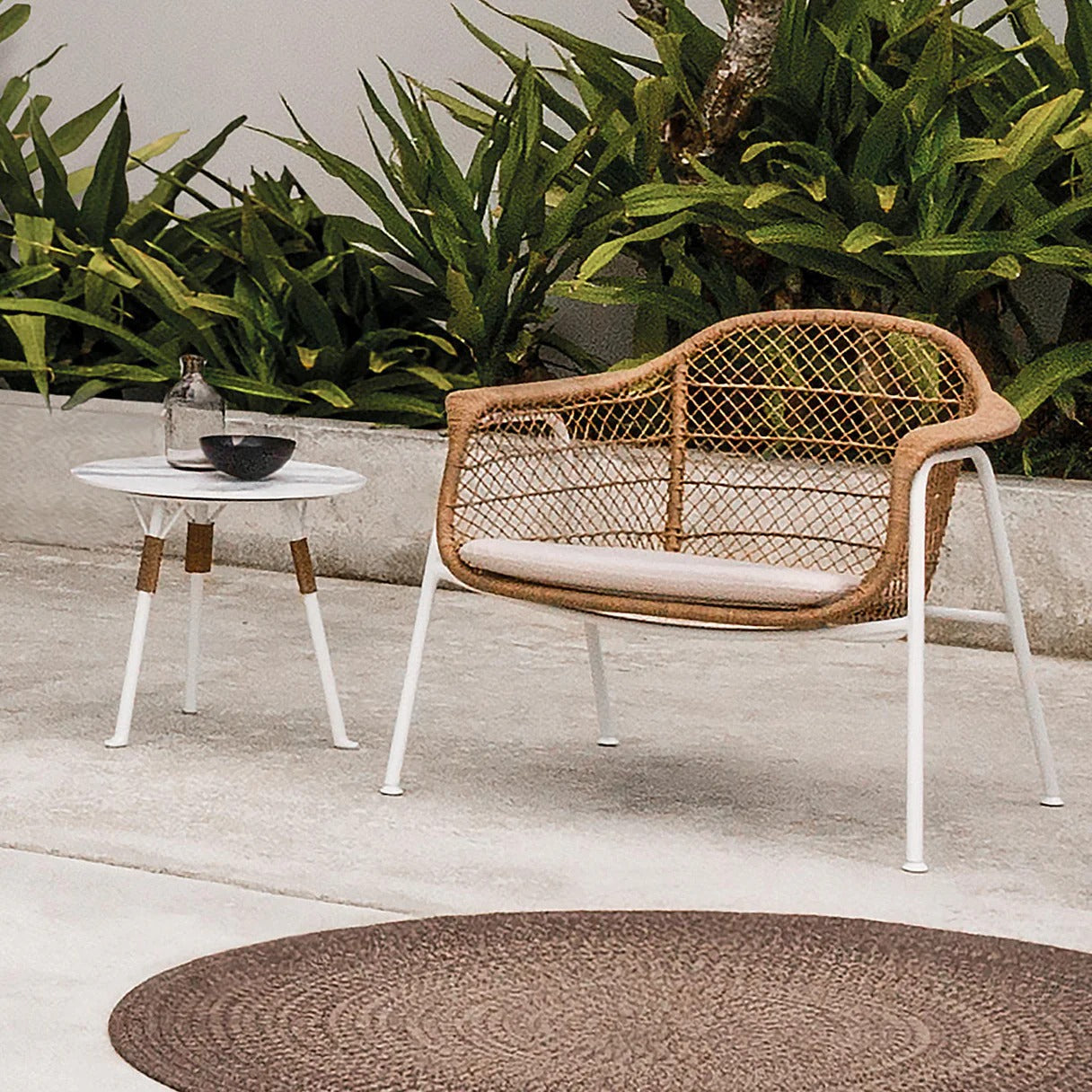 Gloster Fresco Round Side Table