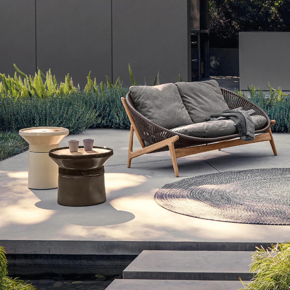 Gloster Coso Side Table