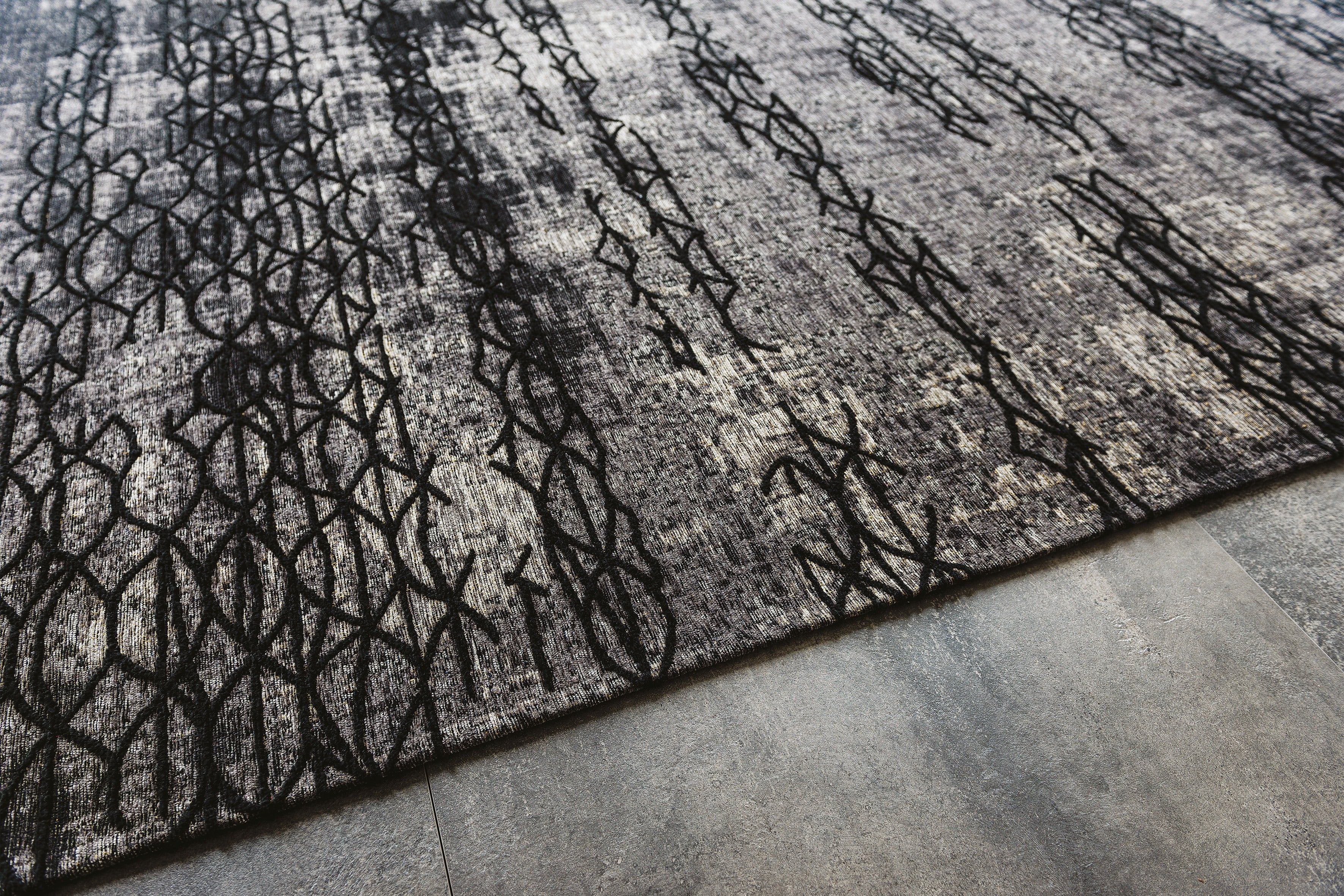 Cattelan Italia Mumbai Rug – Fast Delivery