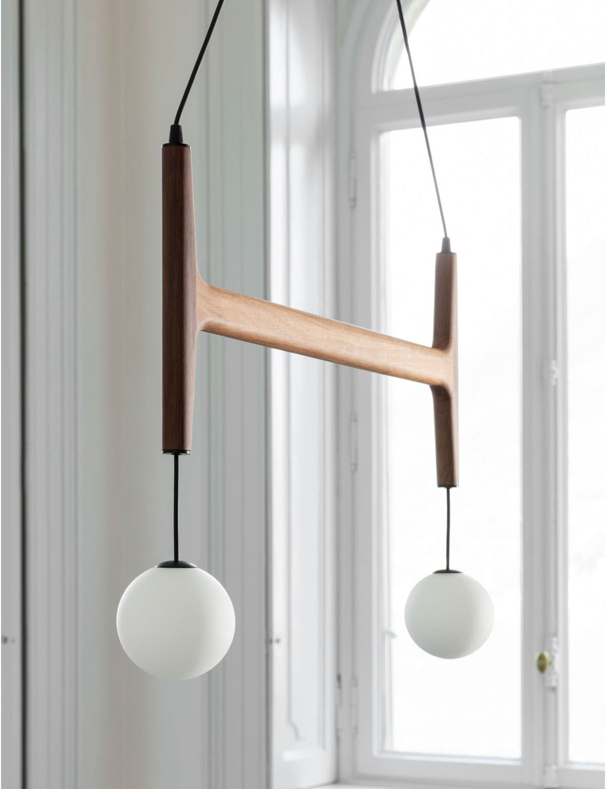 Porada Astra Floor Lamp