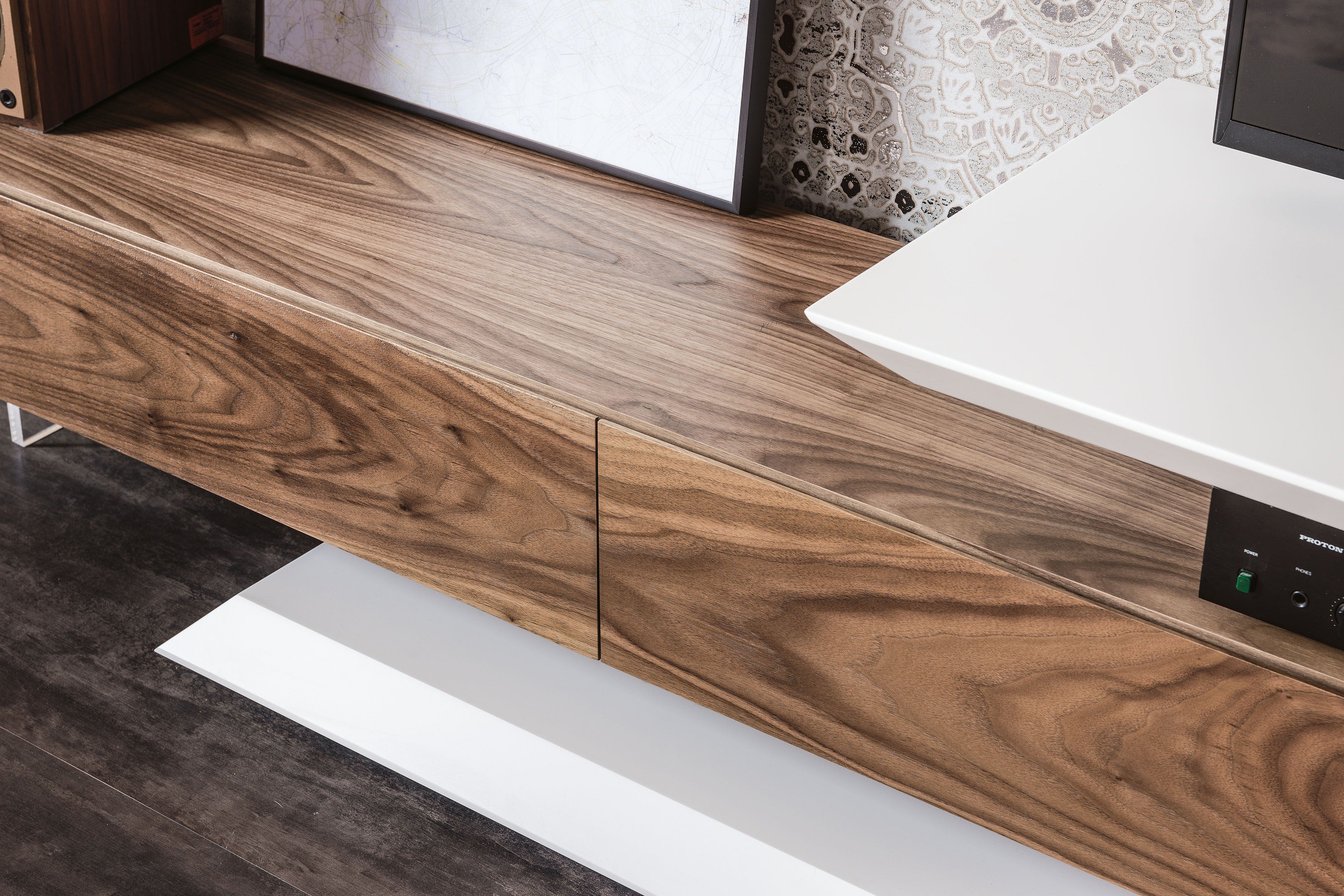 Cattelan Italia Link Reversible Tv Cabinet