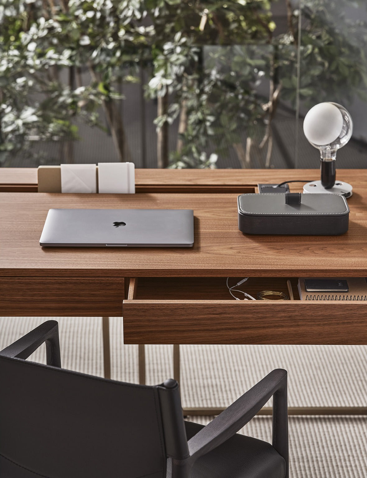 Porada Kepler Writing Desk