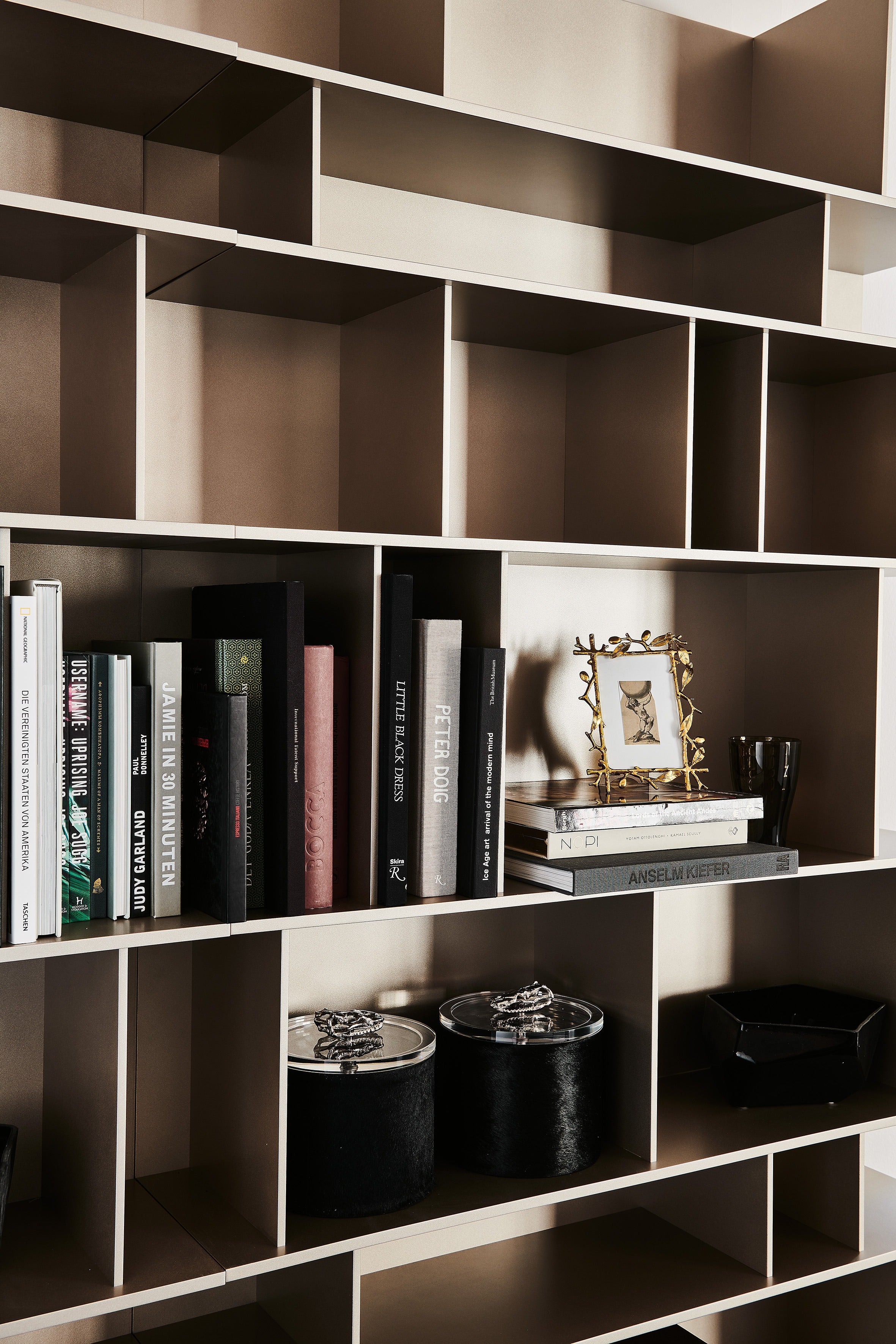 Cattelan Italia Wally Modular Bookcase – Fast Delivery