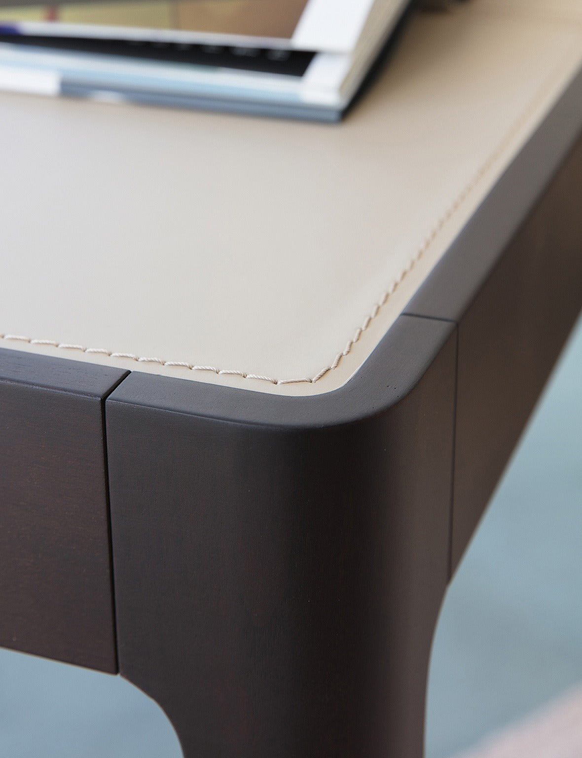 Porada Saffo Leather Top Desk